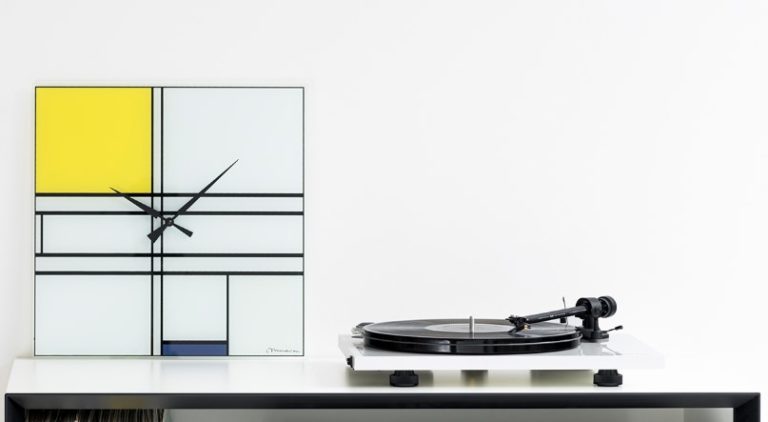 Project- tourne disque - vinyl - bluetooth - mérignac - talence - pessac - bruges - begles - eysines – Bordeaux - biarritz – bayonne - pays basque - anglet - côte basque