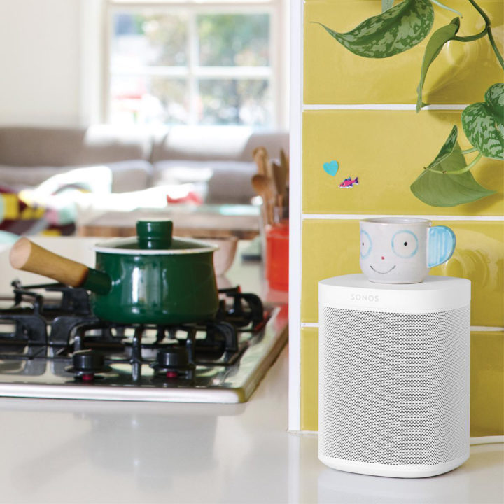 Sonos - One - Enceinte connectée blanc wifi - stéréo - bluetooth - airplay 2 - mérignac - talence - pessac - bruges - begles - eysines – Bordeaux - biarritz – bayonne - pays basque - anglet côte basque